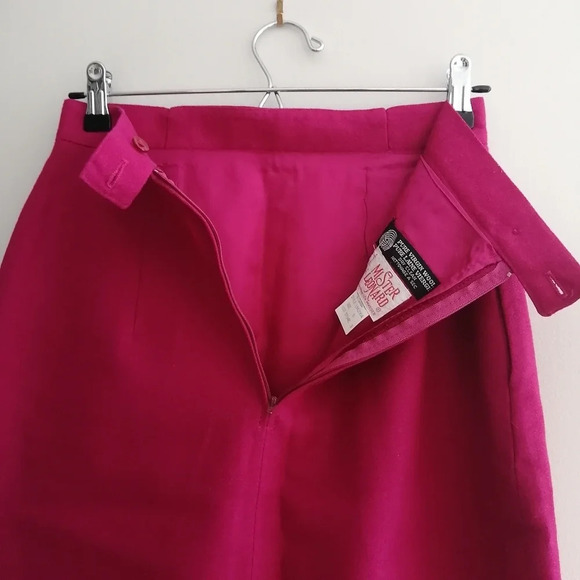 Vintage Magenta 100% Pure Virgin Wool Skirt with Pockets and Pleats 6 - Picture 12 of 16